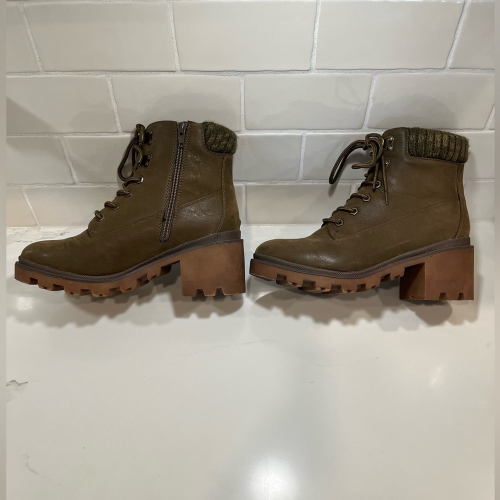 Vintage Thread Zip Up Heeled Boots Brown Size 9